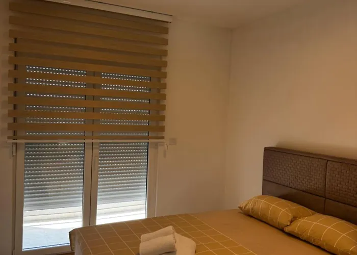 Odmor * بودغوريتْسا