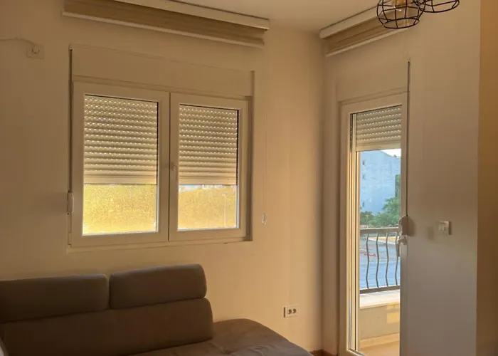 公寓 Odmor 波德戈里察